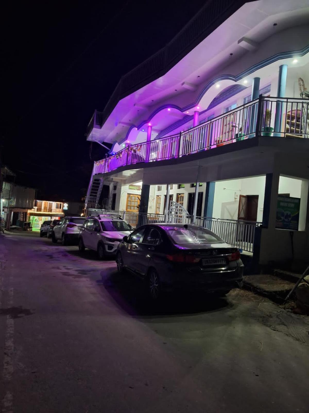Chandarshila Hike Homestay Ukhimath Екстериор снимка